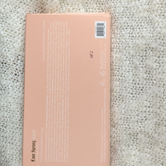 Artist Couture Love Sprung Face Palette in Vol. III, 3pods x 4g/14oz - Picture 9 of 9